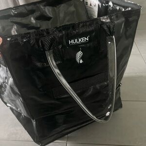 Hulken bag